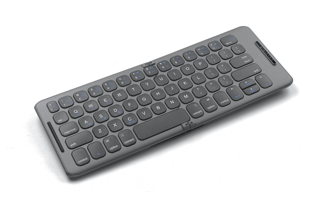 Two-fold seamless docking Bluetooth keyboard